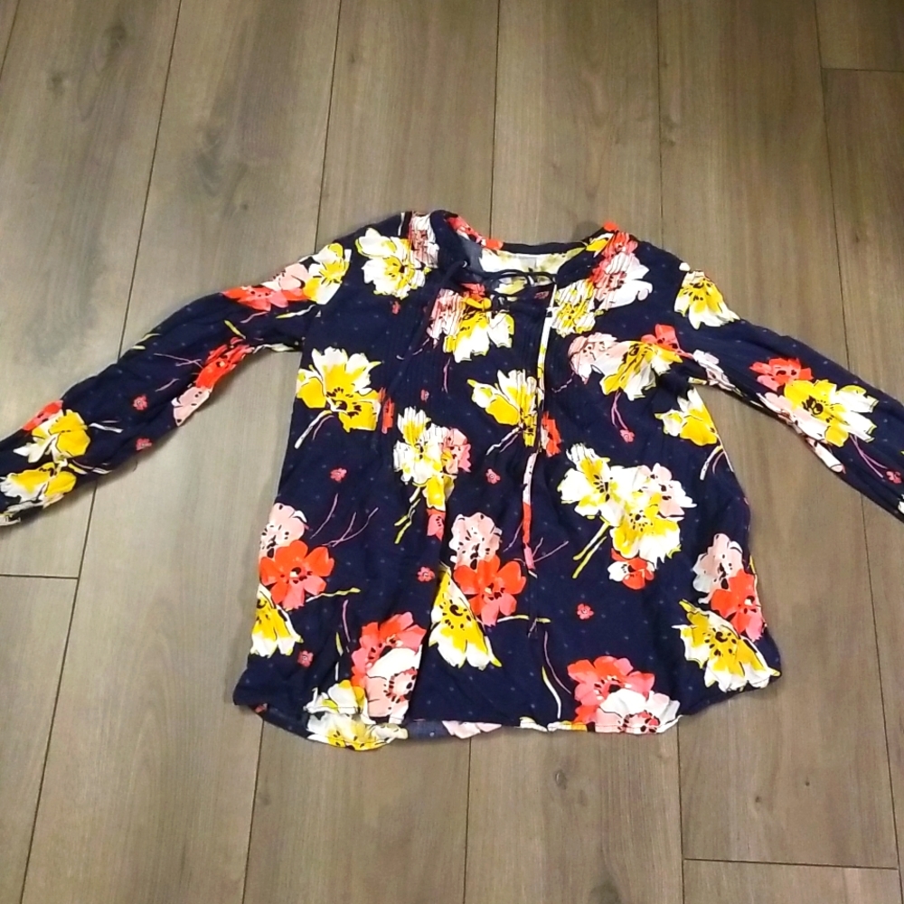 Long sleeve top